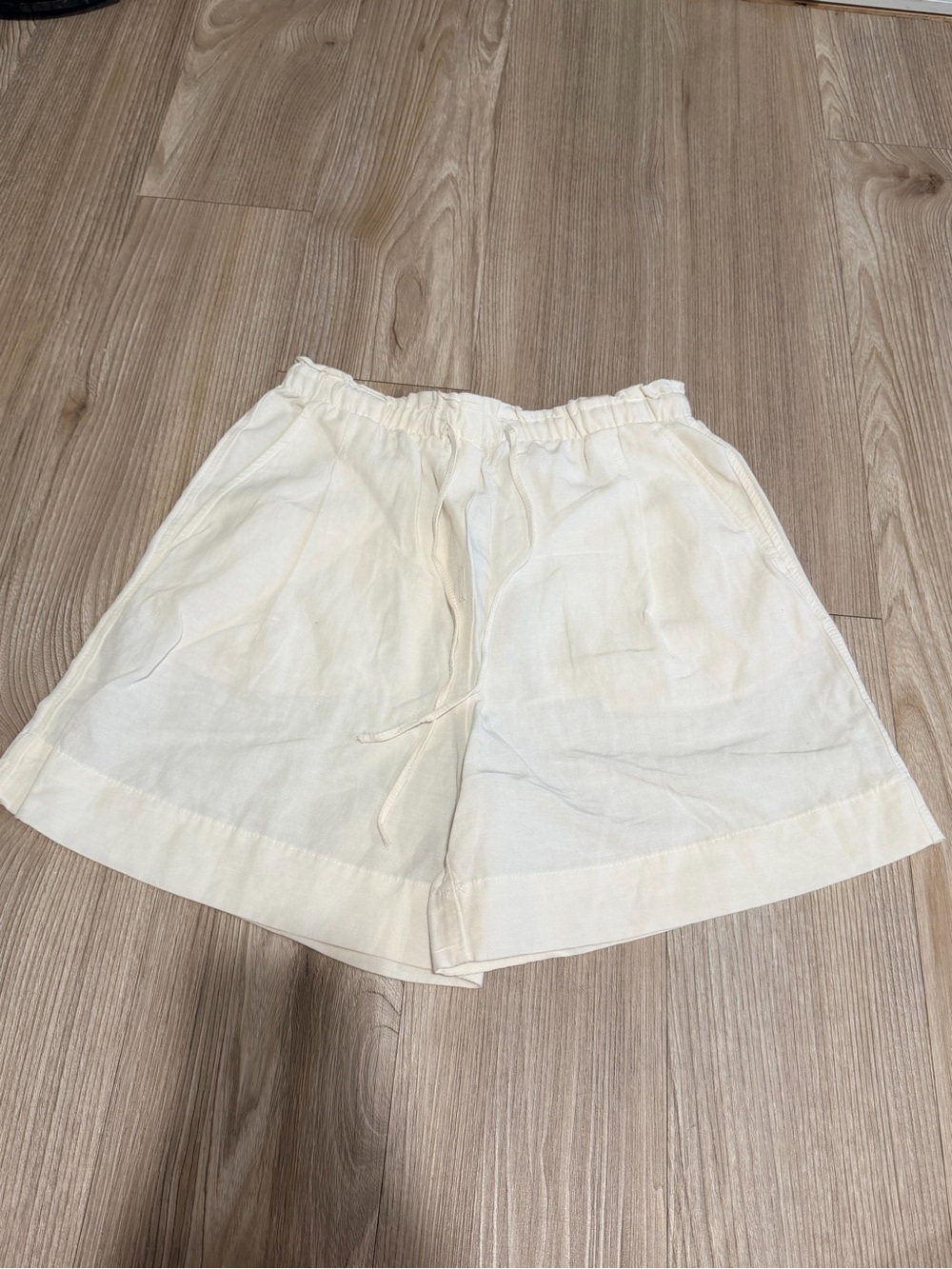 H&M Light Cream Drawstring Linen-Blend Bermuda Shorts
